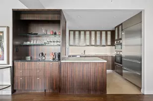 160 Central Park S, New York City, NY 10019 - Photo 4