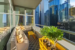 1600 Broadway, New York City, NY 10019 - Photo 18