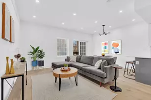 41-13 39th Pl, New York City, NY 11104 - Photo 2