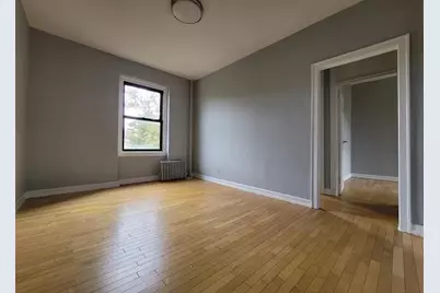 21-06 35th Street #4-E, New York City, NY 11105 - Photo 1