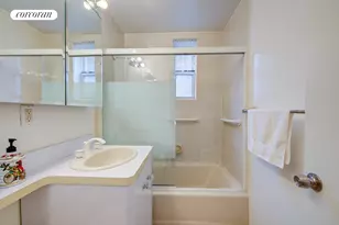 67-30 Clyde St, New York City, NY 11375 - Photo 24