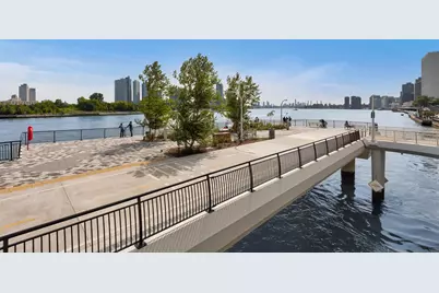 45 Sutton Place S #3J, New York City, NY 10022 - Photo 10