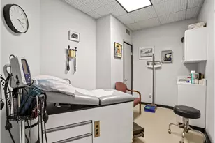 1120 Park Ave, New York City, NY 10128 - Photo 2