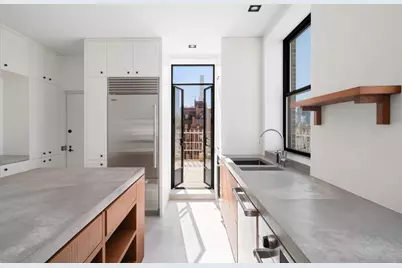 784 Park Avenue #PHC, New York City, NY 10021 - Photo 6