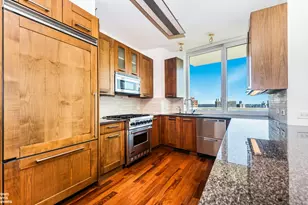 640 W 237th St, New York City, NY 10463 - Photo 32