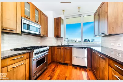 640 W 237th Street #11A, Bronx, NY 10463 - Photo 6