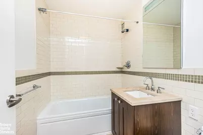 640 W 237th Street #11A, New York City, NY 10463 - Photo 16