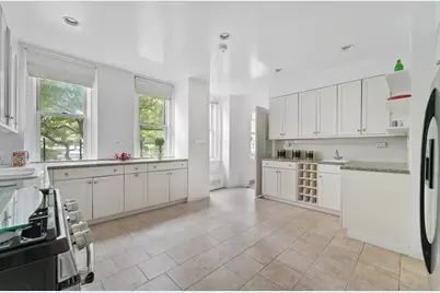 1 E End Avenue #3C, New York City, NY 10075 - Photo 8