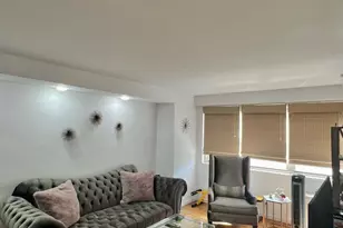 102-10 66th Rd, New York City, NY 11375 - Photo 32