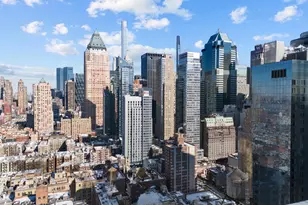 325 W 45th St, New York City, NY 10036 - Photo 2