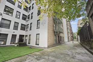325 W 45th St, New York City, NY 10036 - Photo 14