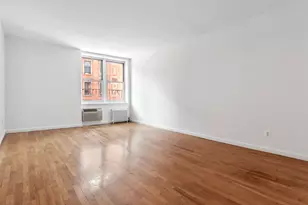 301 E 84th St, New York City, NY 10028 - Photo 2