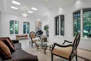 5 Boulevard, New York City, NY 11357 - Photo 8