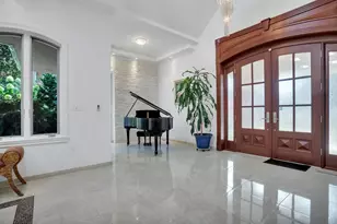 5 Boulevard, New York City, NY 11357 - Photo 6