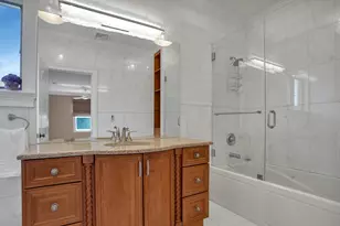 5 Boulevard, New York City, NY 11357 - Photo 38