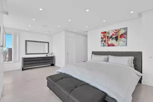 200 E 69th St, New York City, NY 10021 - Photo 8