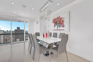 200 E 69th St, New York City, NY 10021 - Photo 4