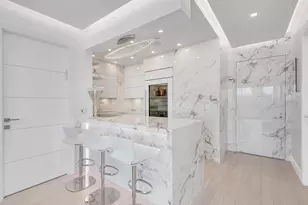 200 E 69th St, New York City, NY 10021 - Photo 6