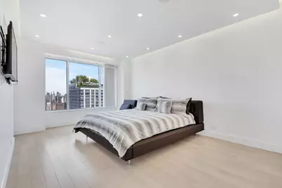 200 E 69th Street #31-A, New York City, NY 10021 - Photo 12