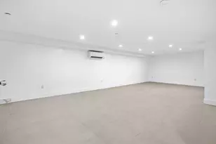 34 Madison St, New York City, NY 11238 - Photo 32