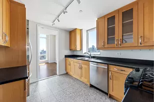 401 E 60th St, New York City, NY 10065 - Photo 10