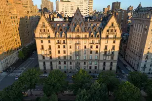 1 W 72nd St, New York City, NY 10023 - Photo 24