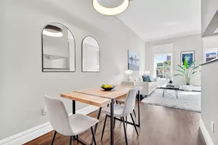 429 W 22nd St, New York City, NY 10011 - Photo 2