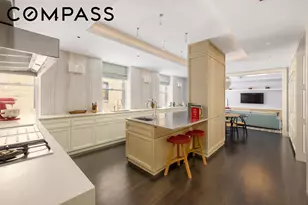 33 E 70th St, New York City, NY 10021 - Photo 2