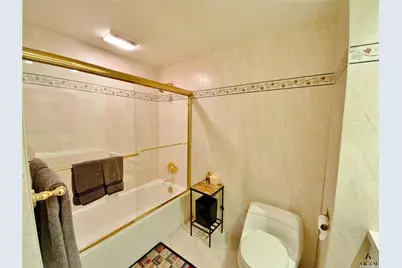 269-10 Grand Central Parkway #15E, New York City, NY 11005 - Photo 12