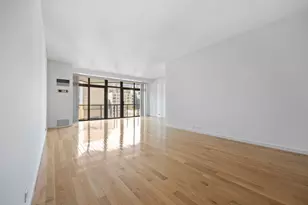 100 United Nations Plaza, New York, NY 10017 - Photo 2