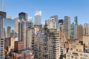 100 United Nations Plaza, New York, NY 10017 - Photo 20