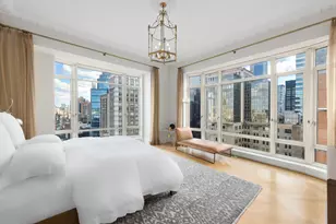 520 Park Ave, New York City, NY 10065 - Photo 10