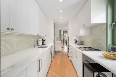 812 5th Avenue #10A, New York City, NY 10065 - Photo 8