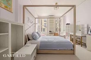 159 E 71st St, New York City, NY 10021 - Photo 4