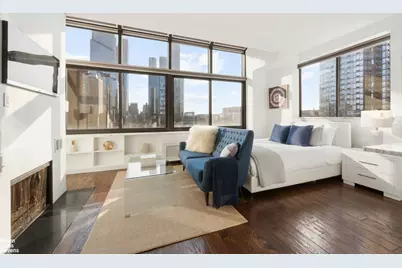529 W 42nd Street #9S, New York City, NY 10036 - Photo 2