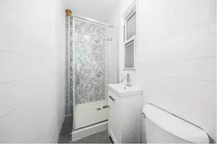 172 Delancey St, New York City, NY 10002 - Photo 6