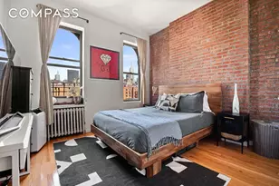 330 W 17th St, New York City, NY 10011 - Photo 2