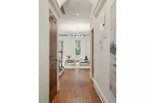 315 E 52nd St, New York City, NY 10022 - Photo 4