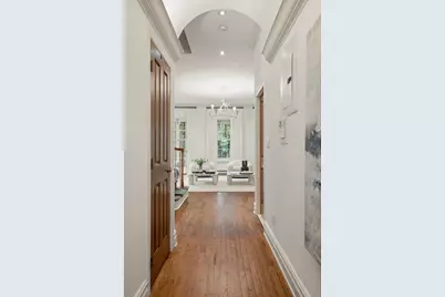 315 E 52nd Street #PARLOR, New York City, NY 10022 - Photo 4