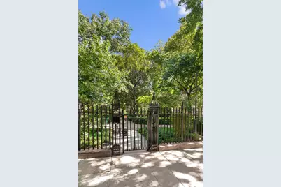 60 Gramercy Park N #PHA, New York City, NY 10010 - Photo 20