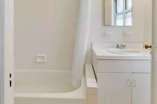 424 E 52nd St, New York City, NY 10022 - Photo 6