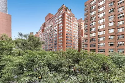 50 E End Avenue #4B, New York City, NY 10028 - Photo 6