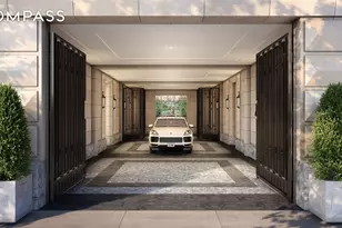 211 W 84th St, New York City, NY 10024 - Photo 4