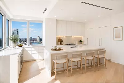 212 W 72nd Street #PHS, New York City, NY 10023 - Photo 4