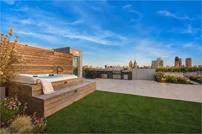 212 W 72nd Street #PHS, New York City, NY 10023 - Photo 2