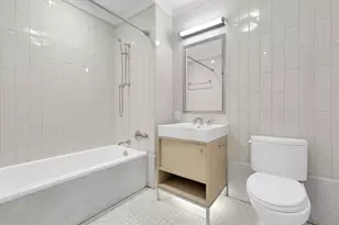 301 E 50th St, New York City, NY 10022 - Photo 12