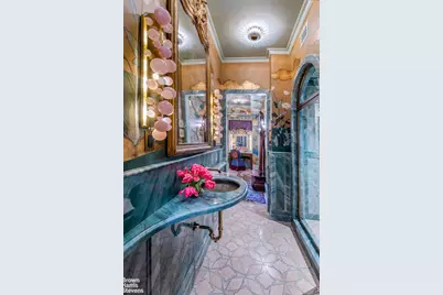 20 W 12th Street, New York City, NY 10011 - Photo 10