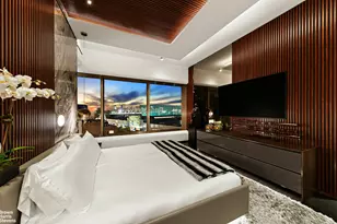 551 W 21st St, New York City, NY 10011 - Photo 32