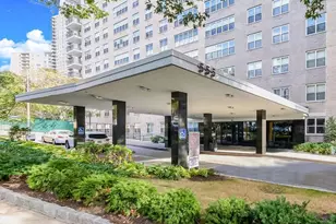 555 Kappock St, New York City, NY 10463 - Photo 2