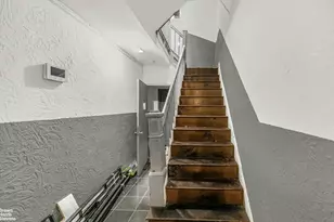 1030 Longfellow Ave, New York City, NY 10459 - Photo 4